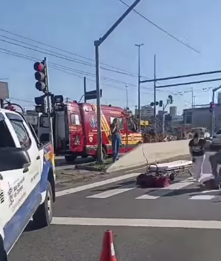 RESGATE SOCORRE MULHER ATROPELADA NA FARIA LIMA, EM SÃO BERNARDO
