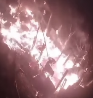 INCÊNDIO ATINGE MORADIA EM COMUNIDADE DE SÃO BERNARDO DO CAMPO
