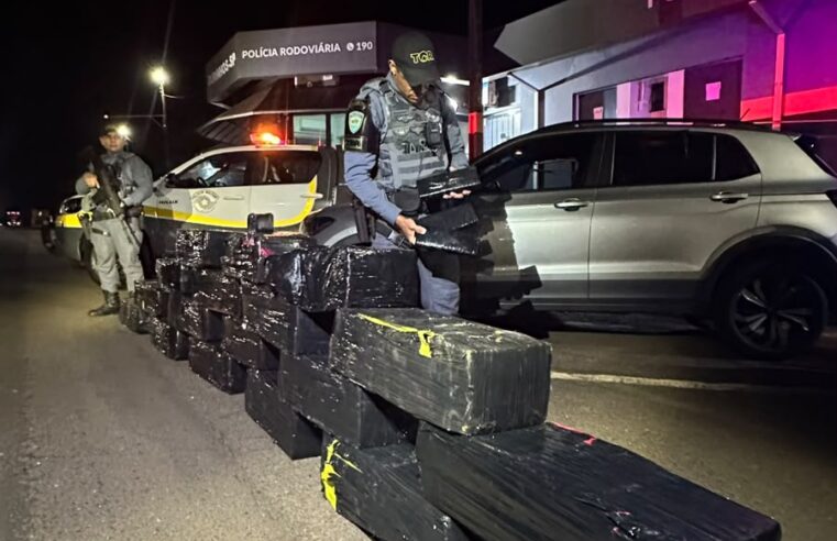 APÓS PERSEGUIÇÃO DE 30 KM, PM RODOVIÁRIA PRENDE MOTORISTA COM QUASE MEIA TONELADA DE MACONHA NO INTERIOR DE SP