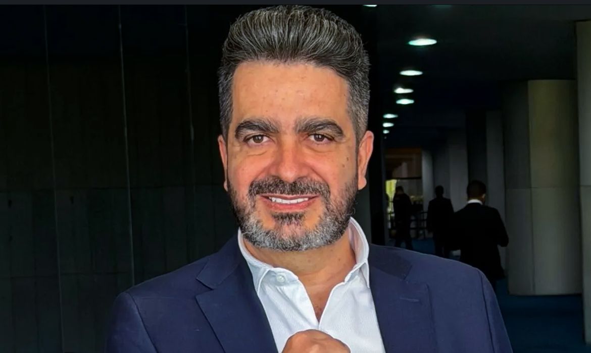 PRTB LANÇA LEONARDO AVALANCHE CANDIDATO À PRESIDÊNCIA DA REPÚBLICA