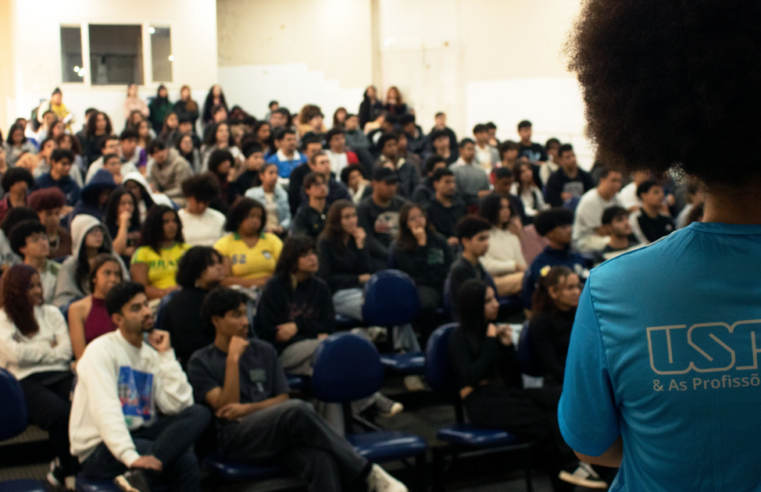 ESTUDANTES DA USP RETORNAM ÀS ESCOLAS PÚBLICAS QUE ESTUDARAM PARA INCENTIVAR INGRESSO NA UNIVERSIDADE