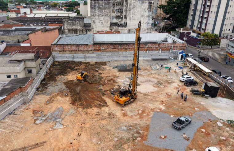 OBRAS DE NOVA ESCOLA EM SÃO CAETANO GANHAM PRIMEIROS ELEMENTOS DE FUNDAÇÃO DAS EDIFICAÇÕES