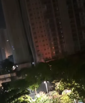 EXPLOSÕES E FOGO NA REDE ELÉTRICA DEIXAM MORADORES DO NOVA PETRÓPOLIS SEM LUZ DURANTE A MADRUGADA