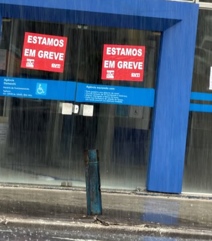FUNCIONÁRIOS DA CAIXA ENTRAM EM GREVE NACIONAL POR TEMPO INDETERMINADO