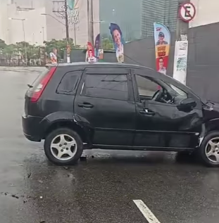 ALERTA DE TRÂNSITO: ACIDENTE ENTRE DOIS VEÍCULOS NA AVENIDA ROTARY