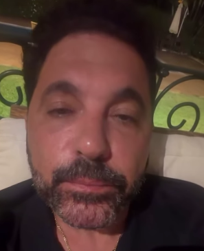 CANTOR EDSON PEDE ORAÇÕES APÓS DESAPARECIMENTO DE AERONAVE COM O SERTANEJO RICK