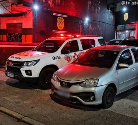 CARRO FURTADO HÁ UM ANO EM MAUÁ É RECUPERADO PELA PM NO BAIRRO DEMARCHI