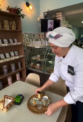 VOCÊ JÁ OUVIU FALAR NO CAFÉ ÁRABE? LOJA DA AVENIDA KENNEDY APRESENTA BEBIDA TRADICIONAL