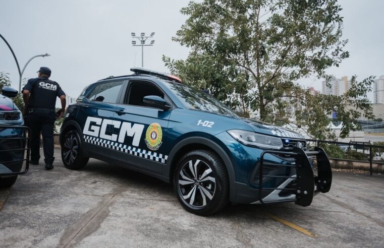 GCM ABORDA VEÍCULO E PRENDE EX-PM COM ARMA ILEGAL E DROGAS EM SÃO BERNARDO