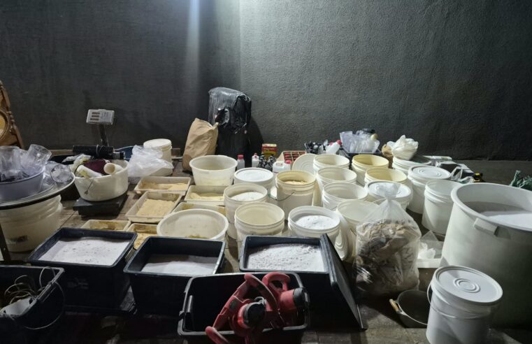 PM APREENDE QUASE 400 KG DE COCAÍNA E CRACK EM ‘REFINARIA DE DROGAS’ NO INTERIOR DE SP