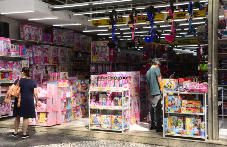 PROCON SANTO ANDRÉ ORIENTA CONSUMIDORES PARA COMPRAS SEGURAS NO DIA DAS CRIANÇAS