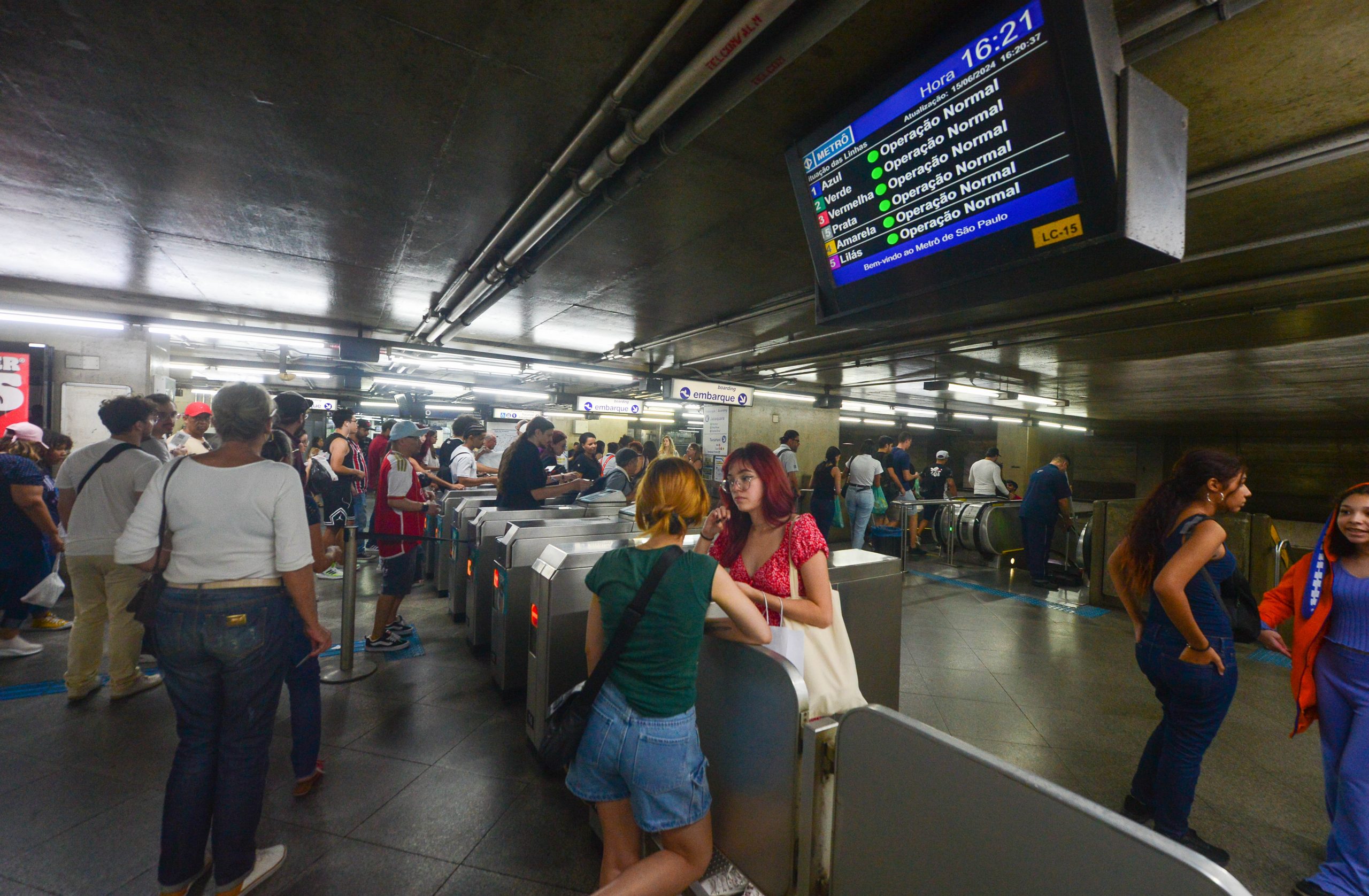 PASSAGENS DO METRÔ DE SP PODERÃO SER PAGAS COM PIX NAS ESTAÇÕES
