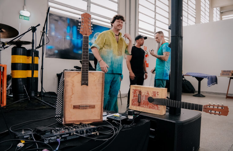 PÁ DE CONSTRUÇÃO, LATAS E BALDES VIRAM INSTRUMENTOS MUSICAIS EM AÇÃO SOBRE SUSTENTABILIDADE E CULTURA NO CEITEC DE SÃO BERNARDO