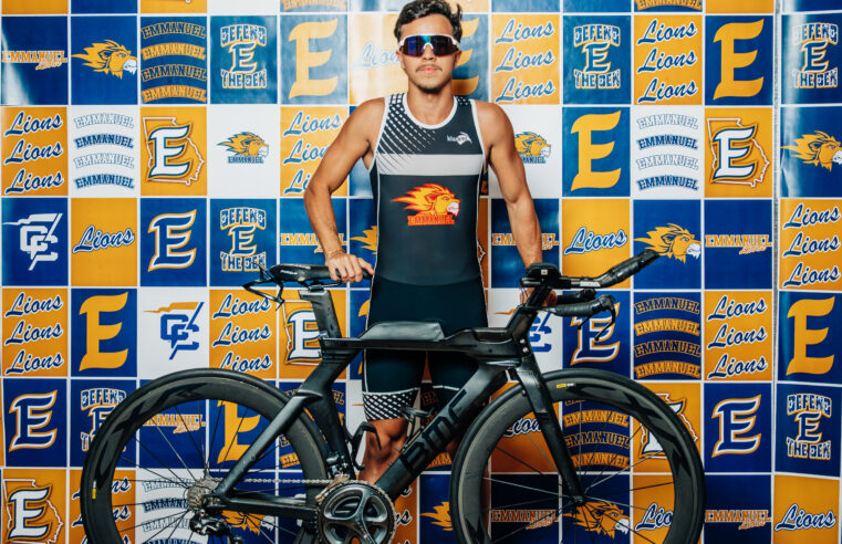 ATLETA DE SÃO BERNARDO DO CAMPO REPRESENTA O BRASIL EM COMPETIÇÃO UNIVERSITÁRIA DE TRIATHLON NOS ESTADOS UNIDOS