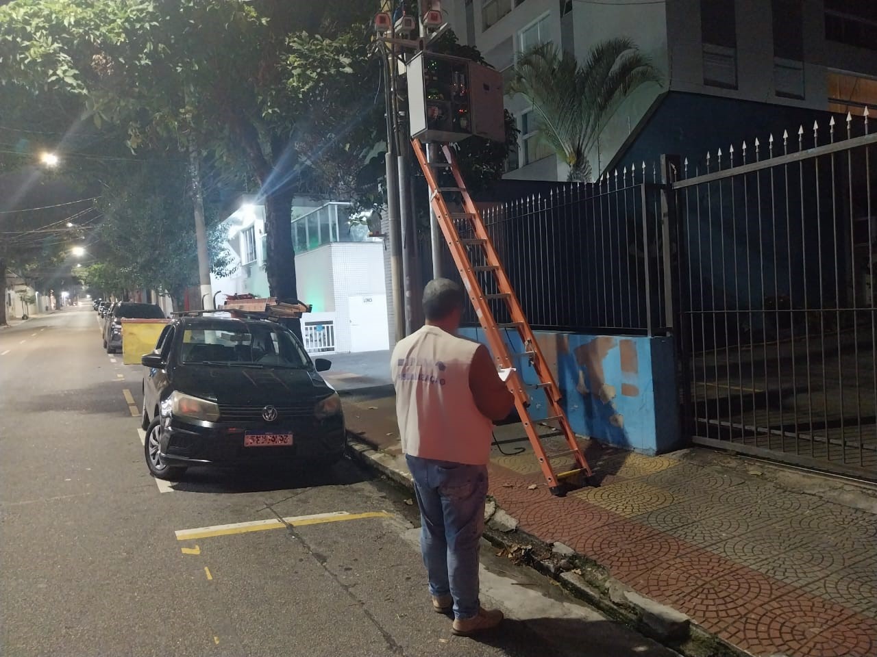 EM SÃO CAETANO DO SUL, IPEM/SP VERIFICA RADAR NA RUA AMAZONAS