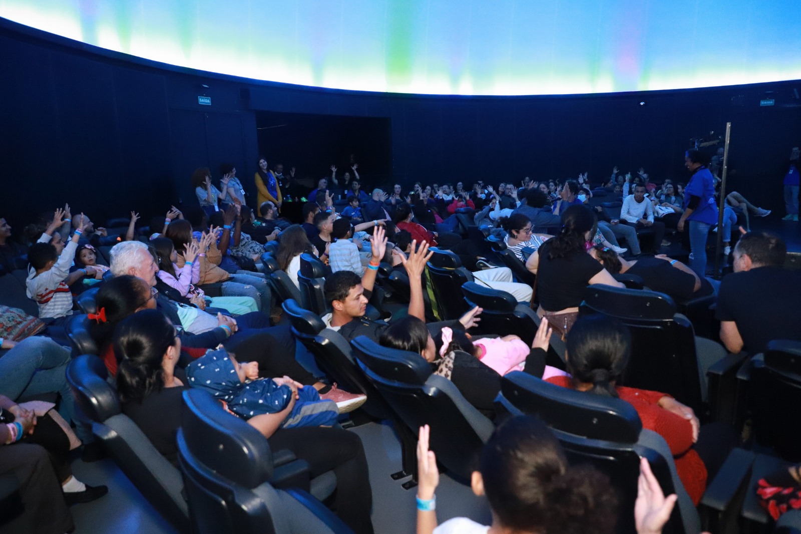 SABINA CELEBRA MÊS DAS CRIANÇAS COM DIVERSAS ATIVIDADES