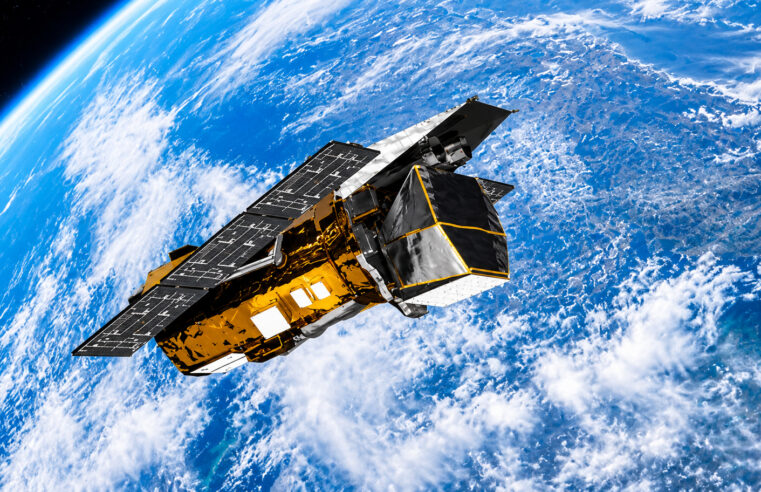 TELESCÓPIO DA NASA VAI CAIR NA TERRA APÓS 22 ANOS