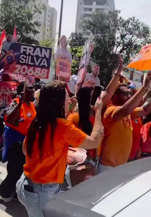 FRAN SILVA ENCERRA CAMPANHA COM ‘BLOQUINHO’ E DEMONSTRA CONFIANÇA NA RETA FINAL RUMO À ALESP