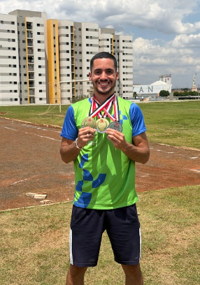 ATLETISMO DE SÃO BERNARDO DESPONTA NOS JOGOS ABERTOS DO INTERIOR COM DESTAQUE DE JOVEM PROMESSA, FILHO DE EX-ATLETAS