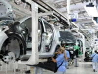 VOLKSWAGEN PLANEJA CONGELAR SALÁRIOS DE 660 MIL FUNCIONÁRIOS NO MUNDO ATÉ 2030, DIZ CONSELHO