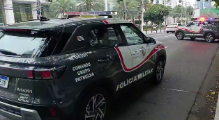 HOMEM É BALEADO DURANTE TENTATIVA DE ASSALTO EM FRENTE AO SHOPPING WEST PLAZA, EM SÃO PAULO