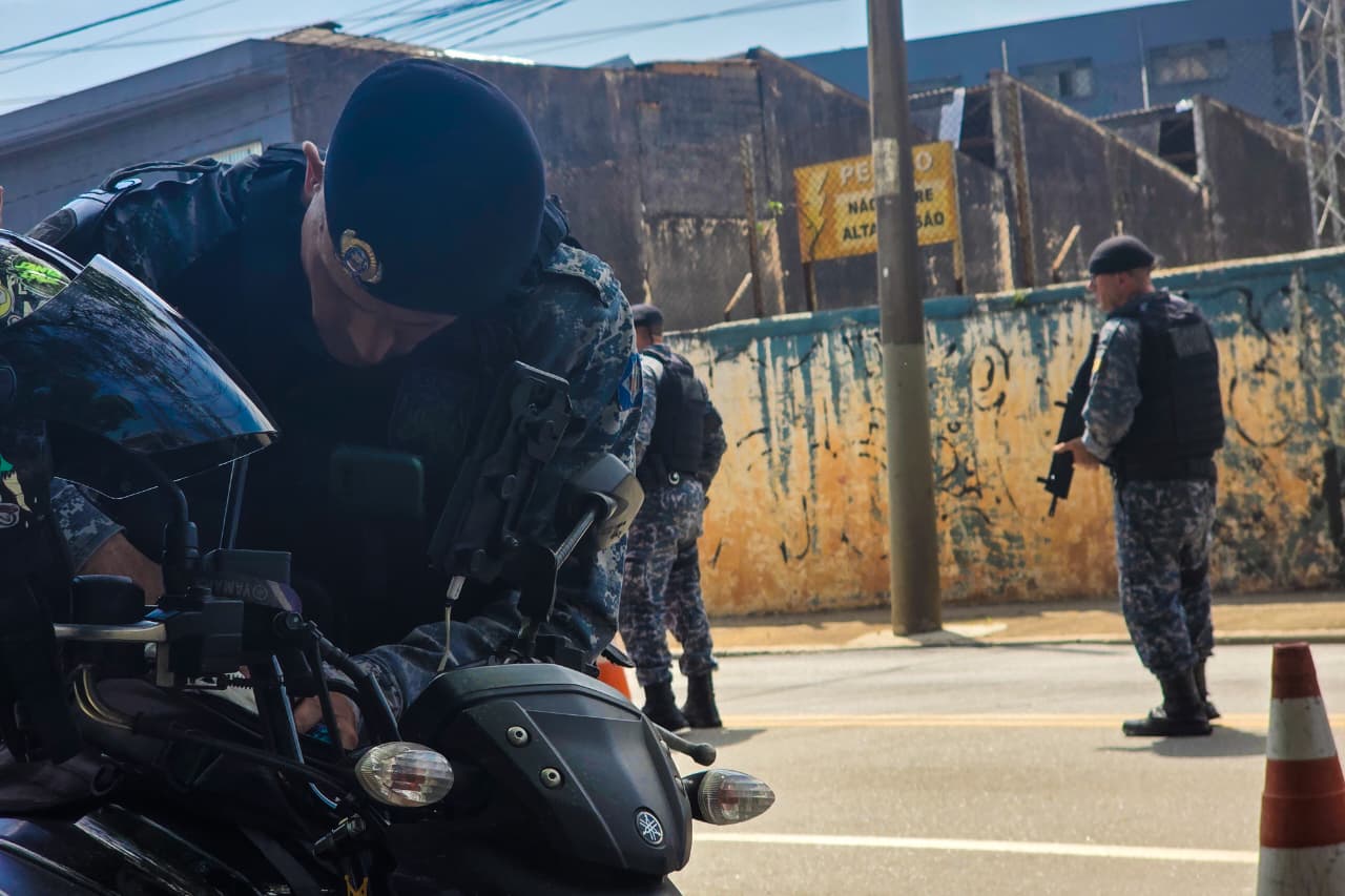 GCM DE SÃO CAETANO REFORÇA POLICIAMENTO DURANTE FERIADO PROLONGADO E PRENDE 5 EM FLAGRANTE