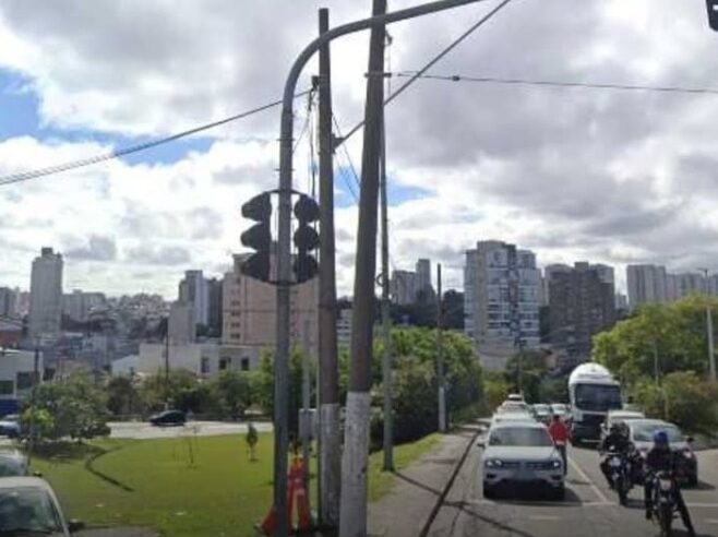 AGENTE DE TRÂNSITO É AGREDIDO E TEM BRAÇO QUEBRADO NO PIRAPORINHA, EM SÃO BERNARDO