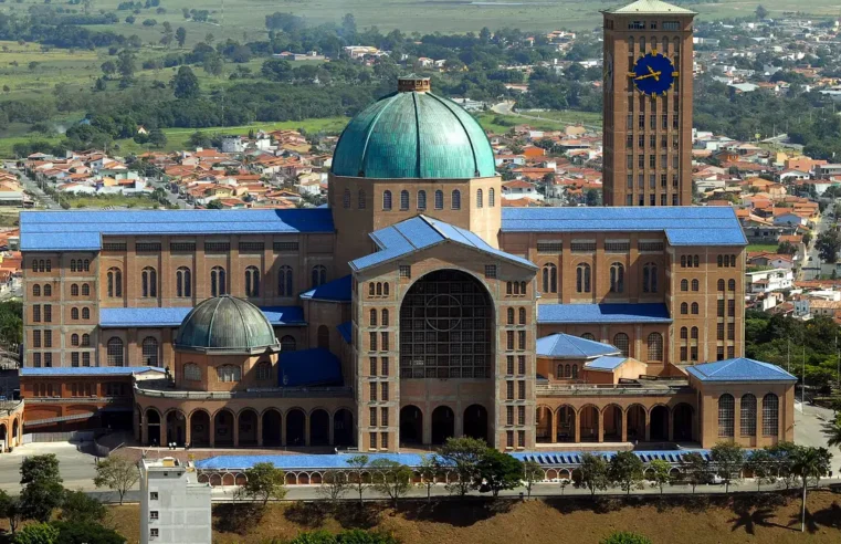 SANTUÁRIO DE APARECIDA ESPERA MAIS DE 500 MIL FIÉIS NESTA SEGUNDA-FEIRA (12); CONFIRA A PROGRAMAÇÃO