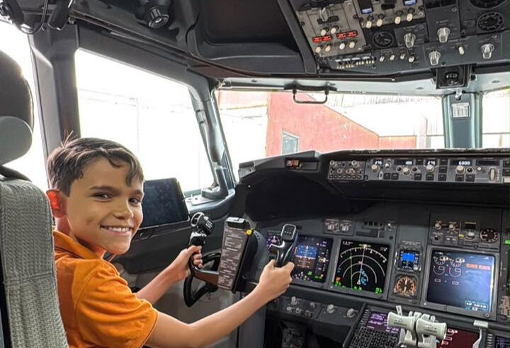 GOL REALIZA SONHOS DE CRIANÇAS APAIXONADAS POR AVIAÇÃO COM AÇÕES ESPECIAIS NO MÊS DAS CRIANÇAS