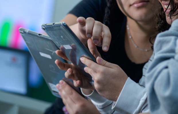 ESCOLAS ESTADUAIS DO ABC RECEBERÃO 13.439 NOVOS TABLETS
