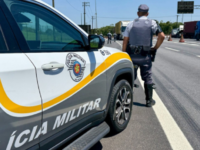 PM RODOVIÁRIA INTENSIFICA FISCALIZAÇÃO E MOBILIZA MAIS DE 5 MIL POLICIAIS NAS ESTRADAS DURANTE FERIADO DE FINADOS NO ESTADO DE SP